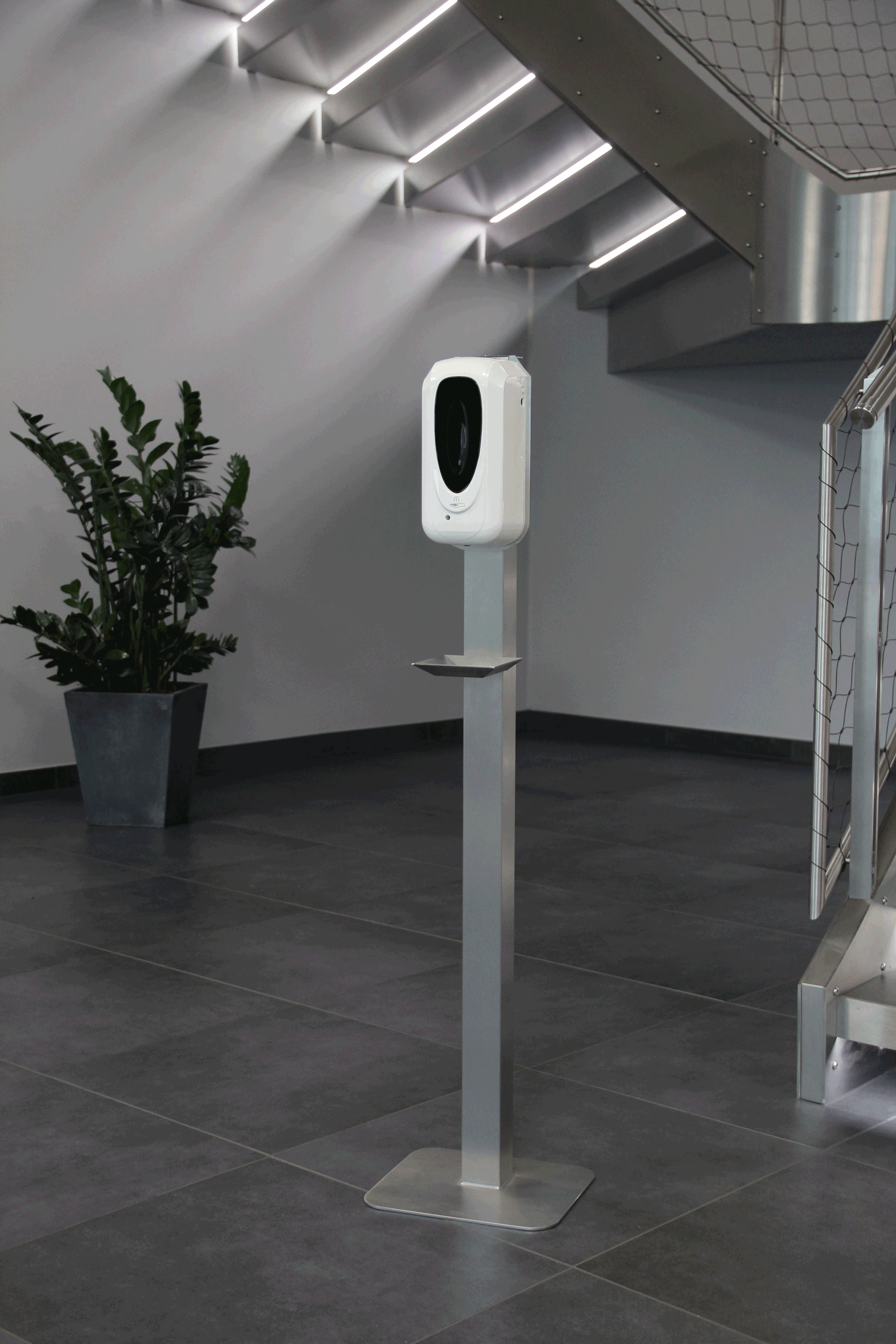 Desinfektionssäule mit Sensor